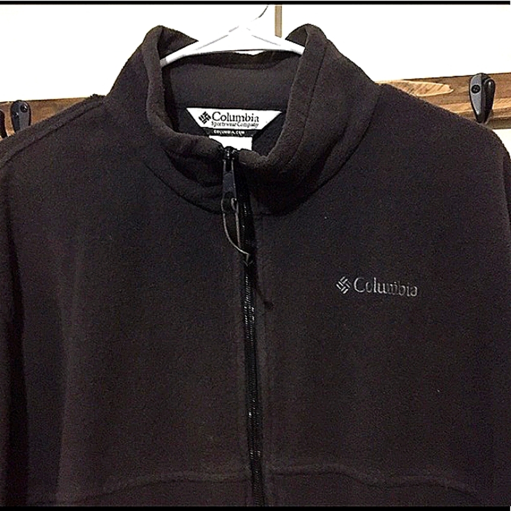 Men’s Chocolate Brown Columbia Zip Jacket (XL)